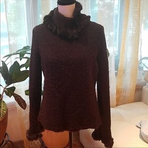 Soft sweater by Escapade